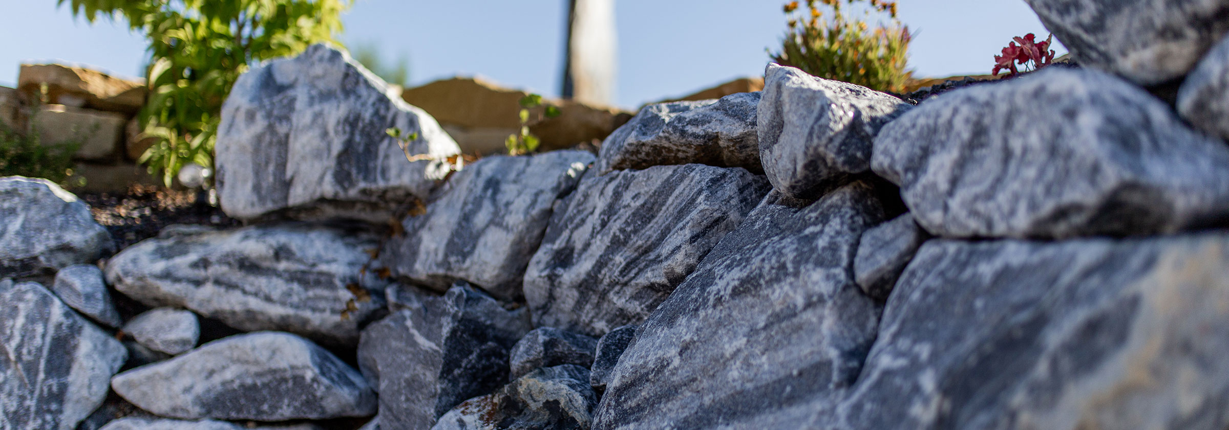 Header Wolf Natursteinland - Steine f�r Ihren Garten